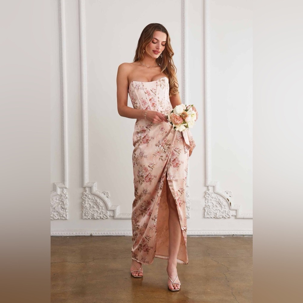 V Chapman June wrap dress